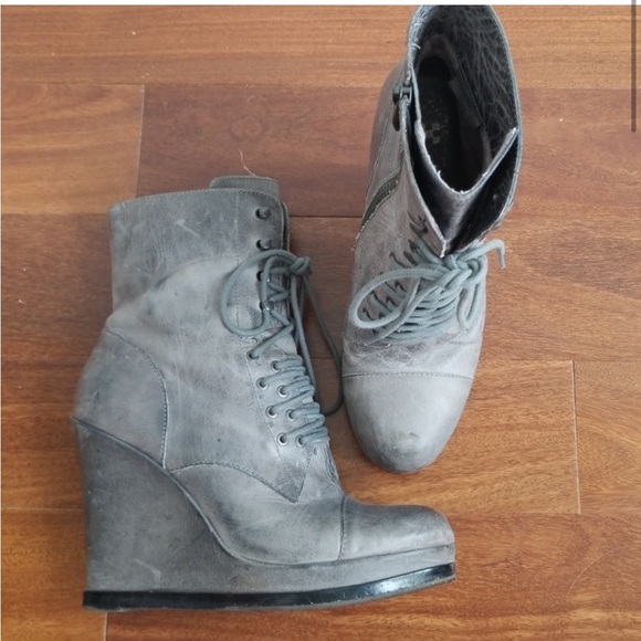 Vince Camuto Distressed Leather Platform Wedge Boot - Picture 2 of 7